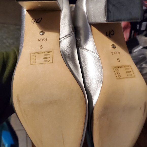 Raye silver black stars boots size 9 - Picture 3 of 7